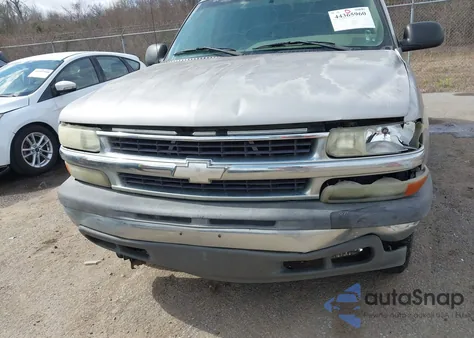 2004 Chevrolet Suburban 1500 Ls from USA, damaged, VIN 1GNEC16Z44J232682